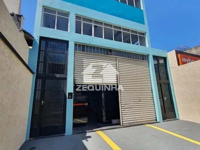 Prédio com 192m², para alugar, no bairro Vila Campesina em Osasco