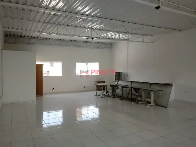 Prédio para alugar, no bairro Vila Vivaldi em São Bernardo do Campo