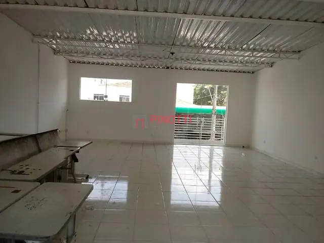 Prédio para alugar, no bairro Vila Vivaldi em São Bernardo do Campo
