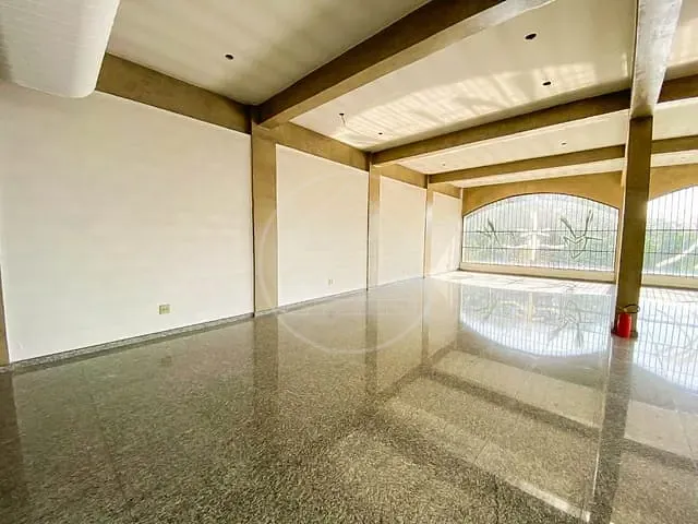 Prédio com 565m², para alugar, no bairro Campo Belo em São Paulo