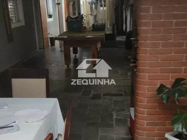 Prédio com 339m² 8 quartos e 6 banheiros, à venda, no bairro Helena Maria em Osasco