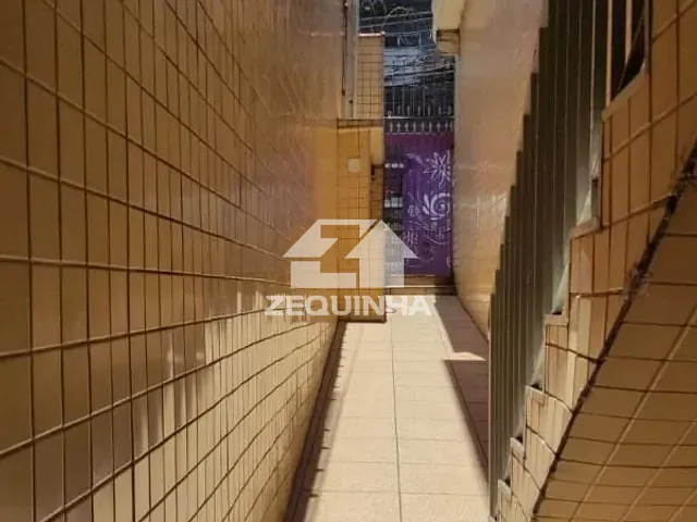 Prédio com 339m² 8 quartos e 6 banheiros, à venda, no bairro Helena Maria em Osasco