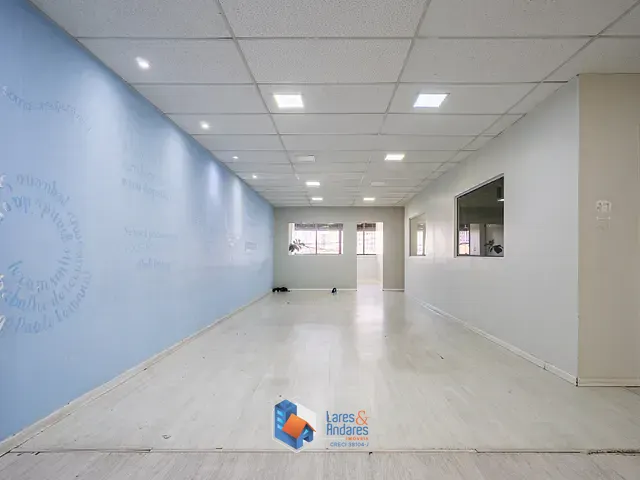 Prédio com 198m², à venda, no bairro Cambuci em São Paulo