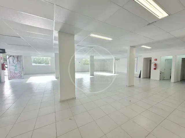 Prédio com 614m², à venda ou para alugar, no bairro Parque Brasil em São Paulo