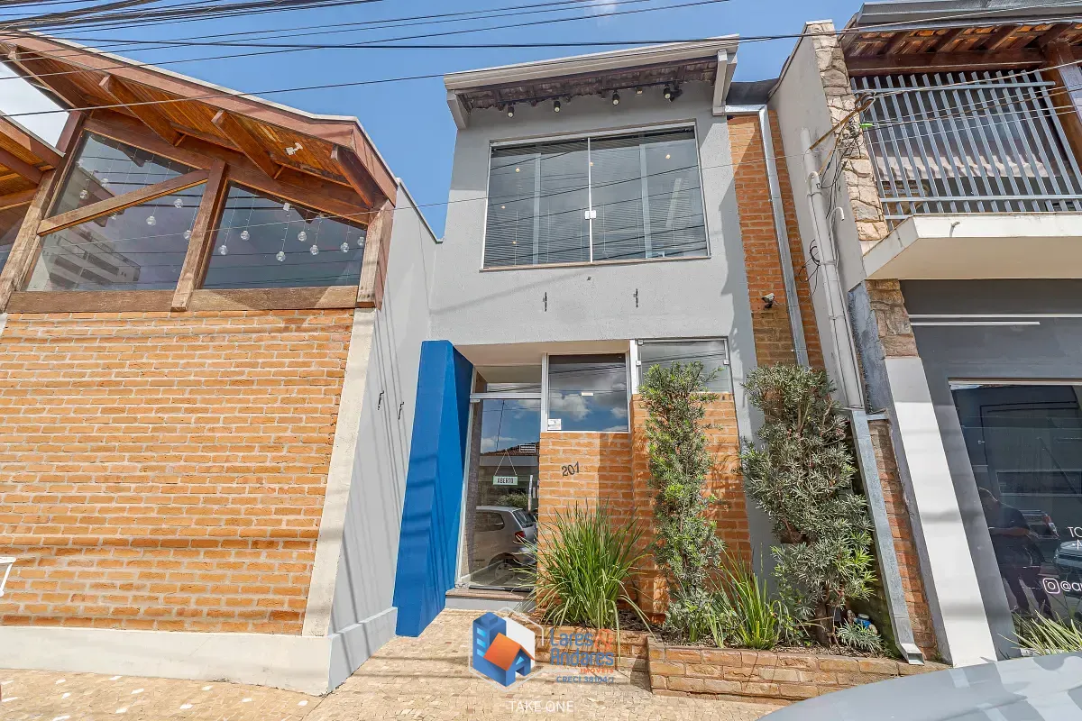 Prédio Inteiro, 64 m² - Foto 1
