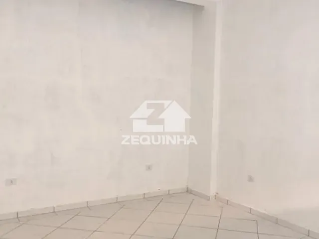 Prédio com 270m², para alugar, no bairro Centro em Osasco