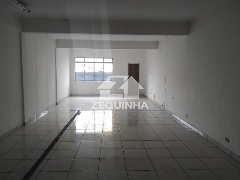Prédio Inteiro para alugar, 980m² - Foto 3
