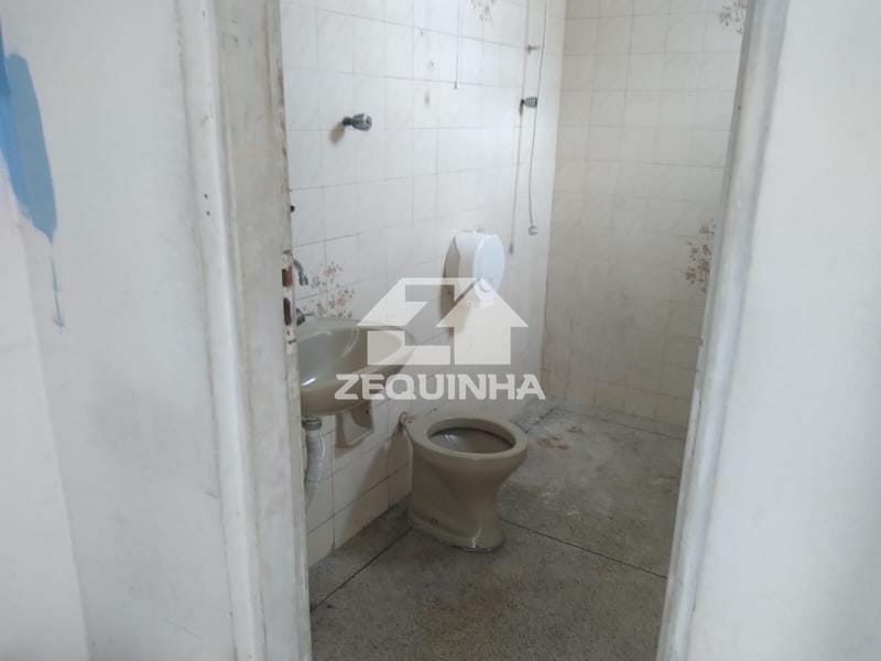 Prédio Inteiro para alugar, 980m² - Foto 11