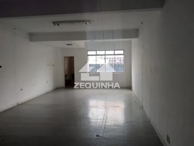 Prédio com 980m², para alugar, no bairro Centro em Osasco