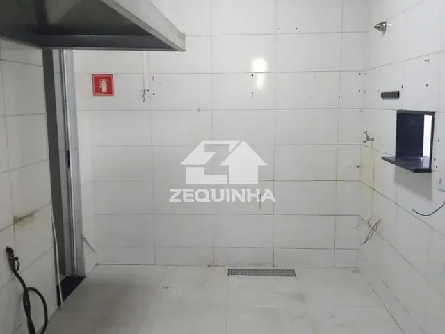 Prédio com 125m², para alugar, no bairro Centro em Osasco