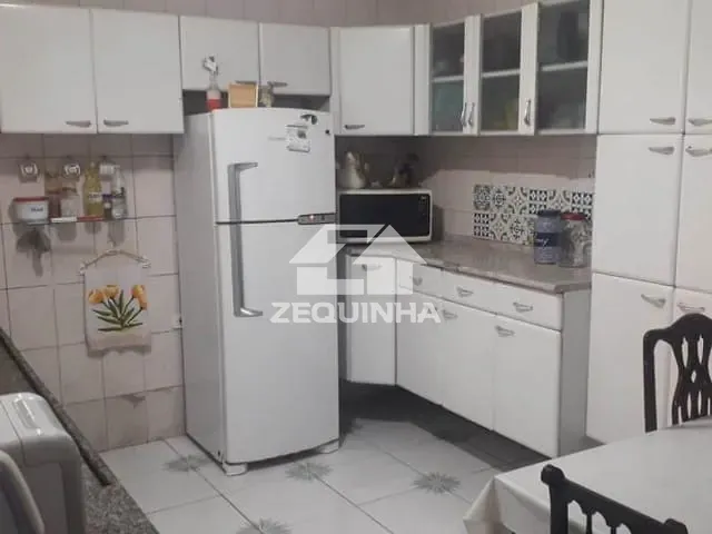 Prédio com 300m² 6 quartos e 5 banheiros, à venda, no bairro Jardim Ipanema em Sao Paulo