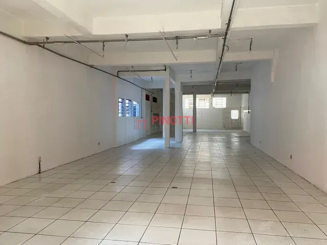 Prédio à venda, no bairro Vila Gonçalves em São Bernardo do Campo