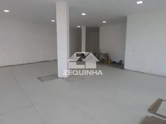 Prédio com 390m², para alugar, no bairro Vila Yara em Osasco