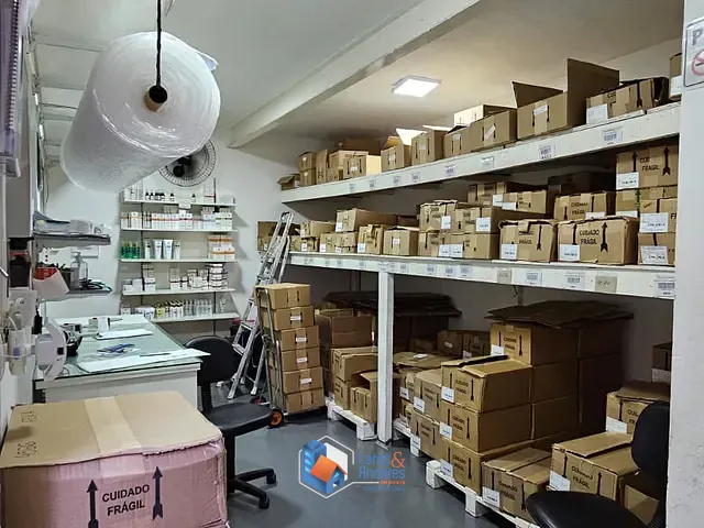 Prédio com 235m², à venda, no bairro Vila Clementino em São Paulo