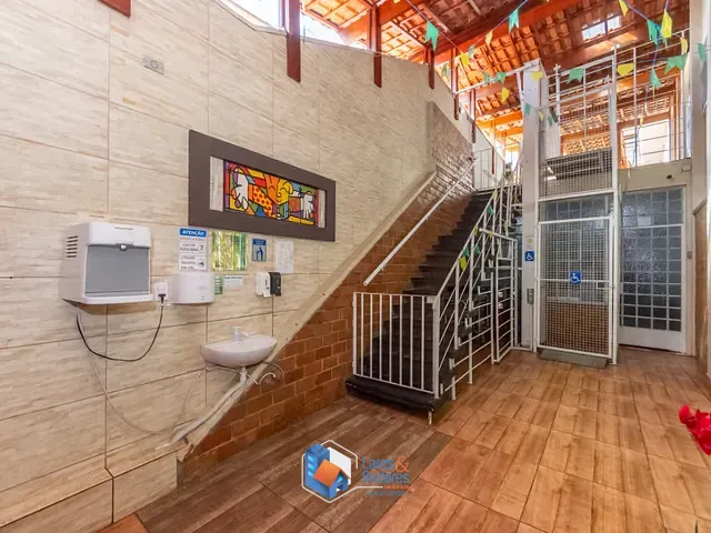 Prédio com 815m², à venda, no bairro Jardim da Saúde em São Paulo