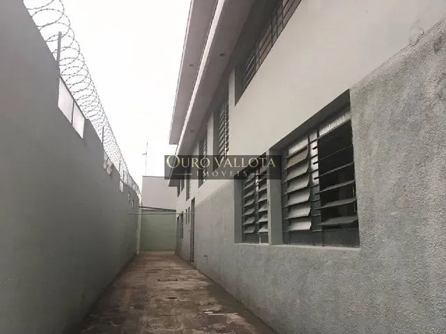 Prédio com 800m², à venda, no bairro Vila Nova York em São Paulo