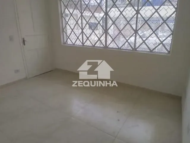 Prédio com 196m² 6 quartos e 3 banheiros, à venda, no bairro Centro em Osasco