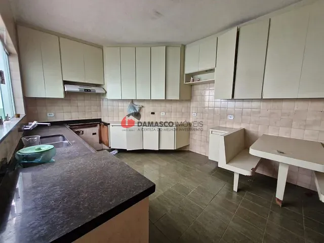 Prédio à venda, no bairro Olímpico em São Caetano do Sul