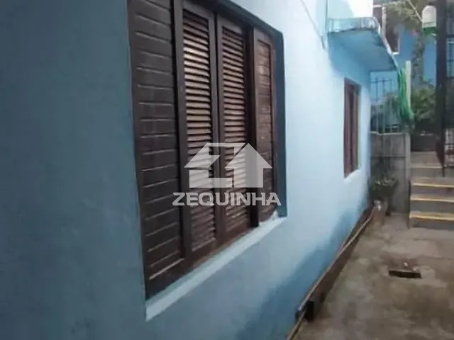 Prédio com 280m² 4 quartos e 4 banheiros, à venda, no bairro Remedios em Osasco