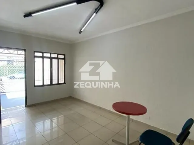 Prédio com 114m² 3 quartos e 1 banheiro, à venda, no bairro Vila Lageado em Sao Paulo