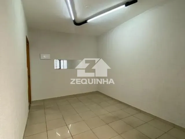 Prédio com 114m² 3 quartos e 1 banheiro, à venda, no bairro Vila Lageado em Sao Paulo