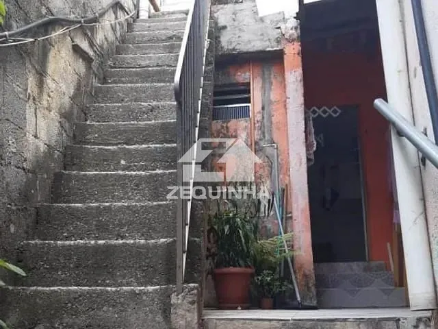 Prédio com 125m² 3 quartos e 3 banheiros, à venda, no bairro Padroeira em Osasco