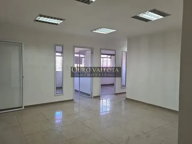 Prédio com 111m², à venda, no bairro Moinho Velho em São Paulo
