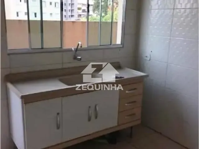 Prédio com 170m², à venda, no bairro Santa Maria em Osasco