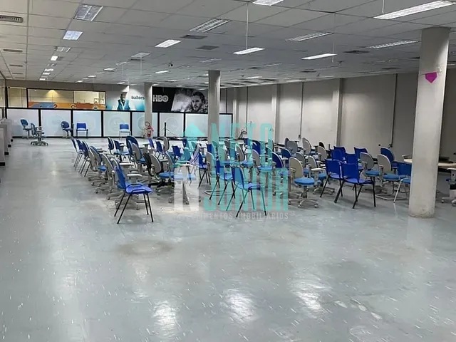 Prédio com 1650m², para alugar, no bairro Barra Funda em São Paulo