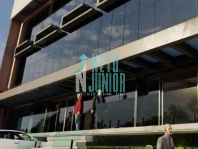 Prédio com 4900m², para alugar, no bairro Vila Gomes Cardim em São Paulo