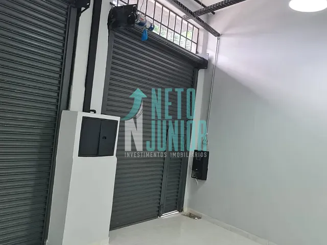 Prédio com 240m², à venda, no bairro Vila Alpina em São Paulo