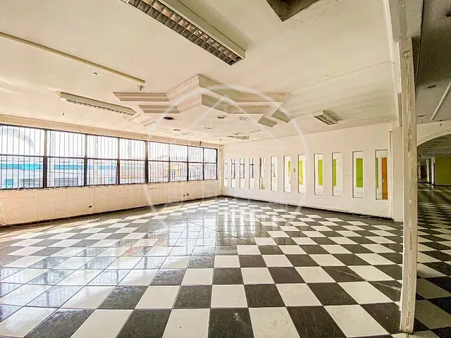 Prédio com 1100m², para alugar, no bairro Interlagos em São Paulo