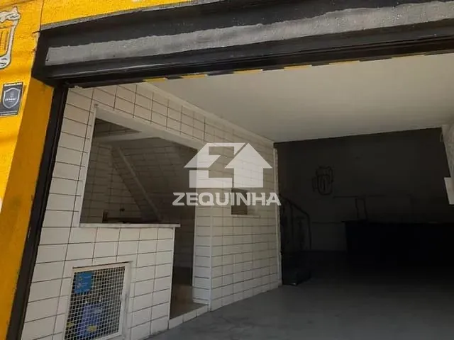 Prédio com 250m² 9 quartos e 6 banheiros, à venda, no bairro Vila Campesina em Osasco