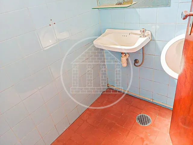 Prédio com 400m², à venda ou para alugar, no bairro Socorro em São Paulo