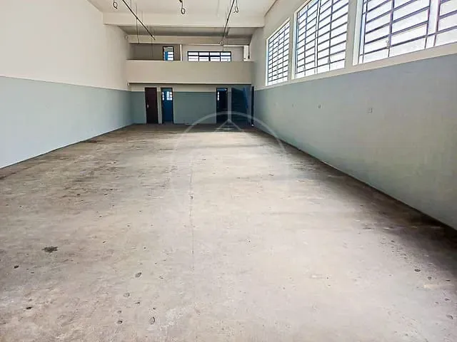 Prédio com 400m², à venda ou para alugar, no bairro Socorro em São Paulo