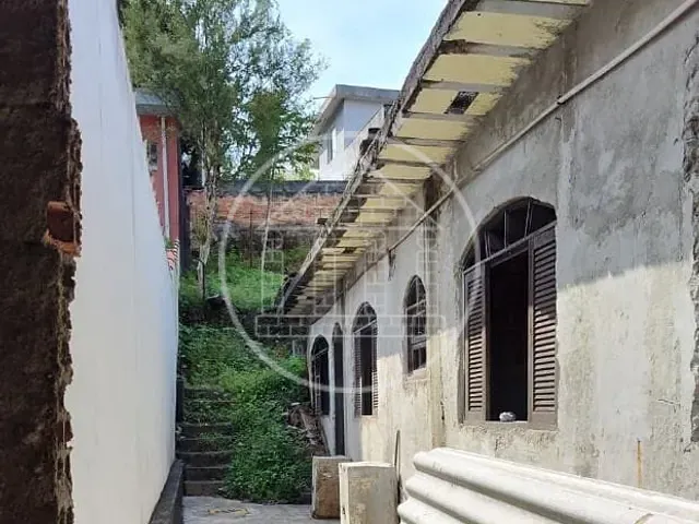 Prédio com 331m², à venda, no bairro Vila Ipojuca em São Paulo