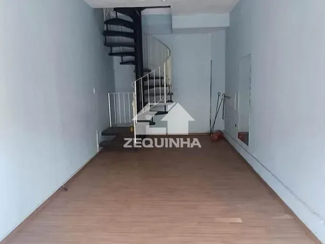 Prédio com 160m², à venda, no bairro Vila Yara em Osasco