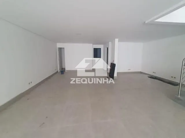 Prédio com 250m², para alugar, no bairro Vila Campesina em Osasco