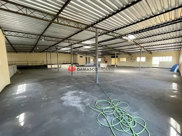 Prédio 2 quartos e 7 banheiros, à venda, no bairro Jardim Santo André em Santo André