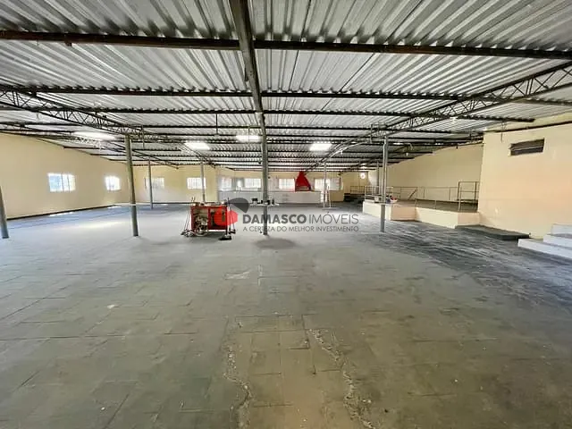 Prédio 2 quartos e 7 banheiros, à venda, no bairro Jardim Santo André em Santo André