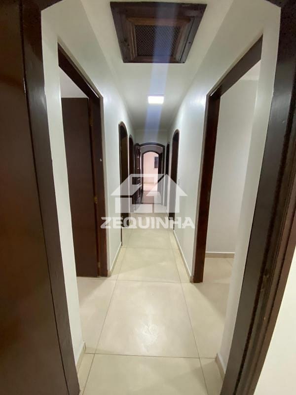 Prédio Inteiro à venda com 8 quartos, 176m² - Foto 11