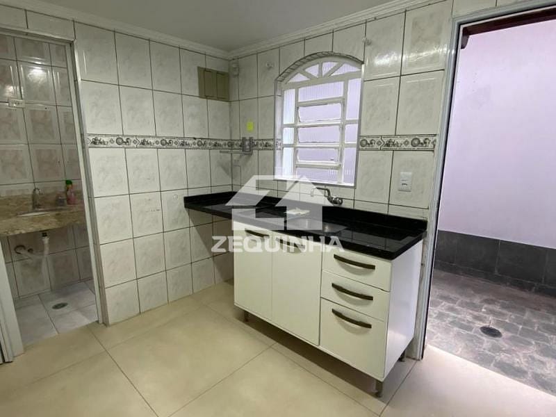 Prédio Inteiro à venda com 8 quartos, 176m² - Foto 16
