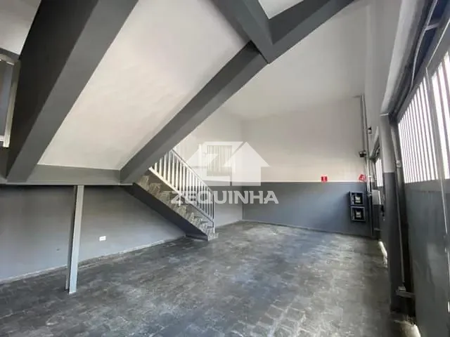 Prédio com 229m² 8 quartos e 4 banheiros, à venda, no bairro Vila Campesina em Osasco