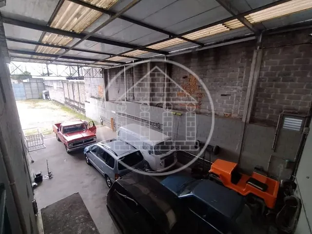 Prédio com 1800m², para alugar, no bairro Veleiros em São Paulo