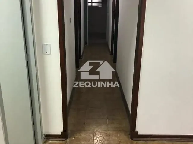 Prédio com 220m² 7 quartos e 4 banheiros, para alugar, no bairro Vila Yara em Osasco