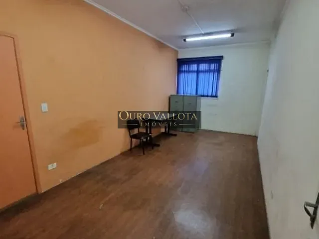 Prédio com 750m², à venda, no bairro Brás em São Paulo