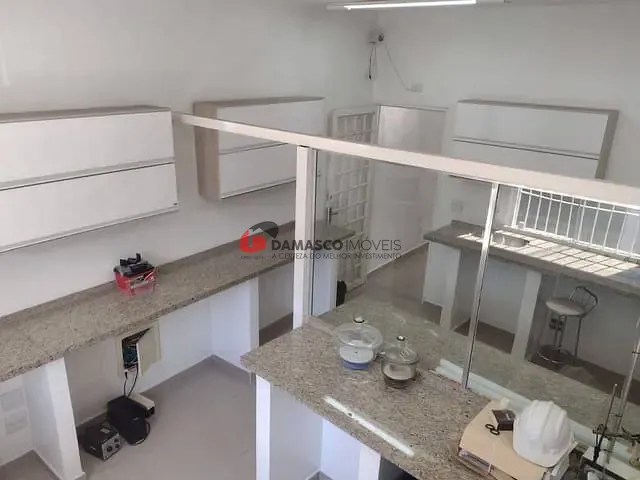 Prédio com 128m², à venda, no bairro Santo Antônio em São Caetano do Sul