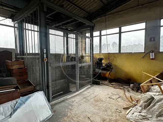 Prédio com 400m², à venda ou para alugar, no bairro Jardim Santa Rita em São Paulo
