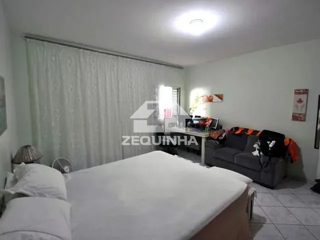 Prédio com 505m² 7 quartos e 4 banheiros, à venda, no bairro Jardim das Flores em Osasco