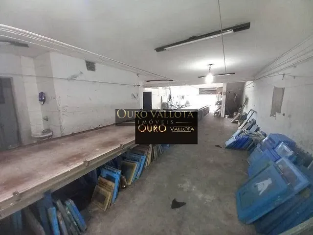 Prédio com 322m², para alugar, no bairro Vila Bertioga em São Paulo